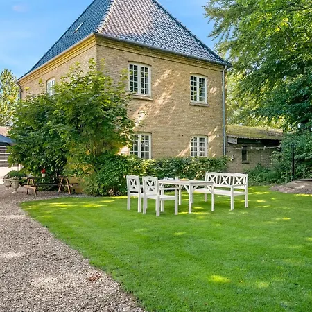 Ferienhaus Iivo - 1-3km From The Sea By Interhome